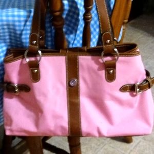 American living. Purse. Pink n brown. Many pockets inside. please Make An OFFER.